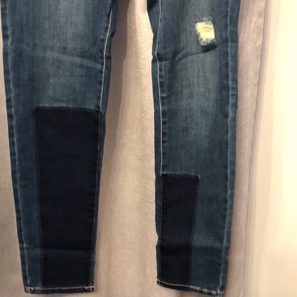 Women’s Denim Leggings - Picture 2 of 8